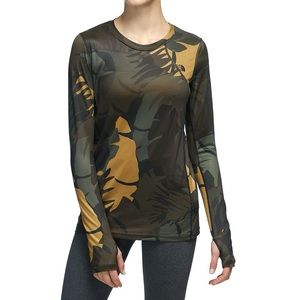 The North Face Warm Poly Crew Top and Pants - Ski and Snowboard Base Layer Camo